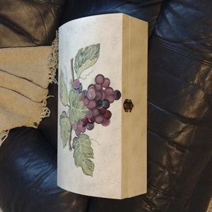 Wooden grape storage box /jewelry box. Latch on front
